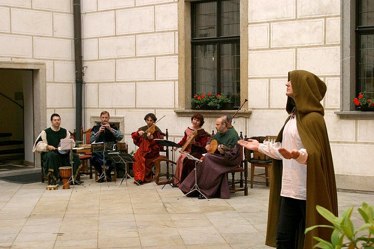 Slavnosti pětilisté růže 2005, 17. - 19. června 2005 - divadlo a hudba, foto: © Lubor Mrázek