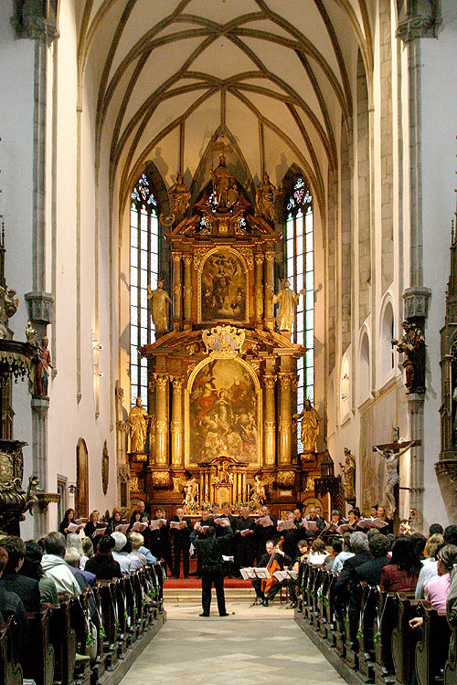 Jiří Stivín and Kühn´s Choir Prague, 2nd July 2005, Festival of Chamber Music Český Krumlov, photo: © Lubor Mrázek