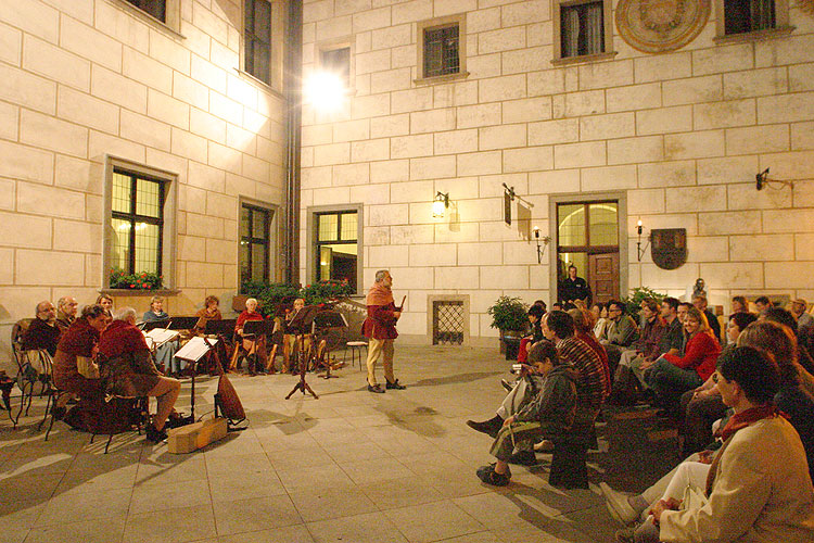 Chairé, 2nd July 2005, Festival of Chamber Music Český Krumlov, photo: © Lubor Mrázek