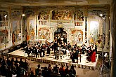 Miroslav Kejmar and String Orchestra of Český Krumlov, 5th July 2005, Festival of Chamber Music Český Krumlov, photo: © Lubor Mrázek 