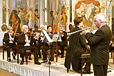 Miroslav Kejmar and String Orchestra of Český Krumlov, 5th July 2005, Festival of Chamber Music Český Krumlov, photo: © Lubor Mrázek 