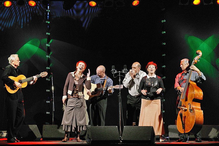 Spirituál Kvintet, 23. července 2005, Mezinárodní hudební festival Český Krumlov, zdroj: © Auviex s.r.o., foto: Libor Sváček