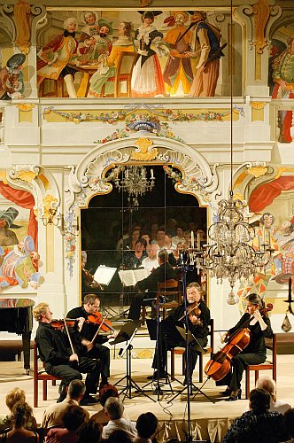 Kvarteto martinů, Robert Stallman (USA) - flétna, 28. července 2005, Mezinárodní hudební festival Český Krumlov, zdroj: © Auviex s.r.o., foto: Libor Sváček