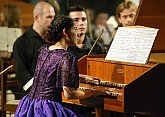 Mary Farbood a Talichův komorní orchestr, 5. srpna 2005, Mezinárodní hudební festival Český Krumlov, zdroj: © Auviex s.r.o., foto: Libor Sváček 