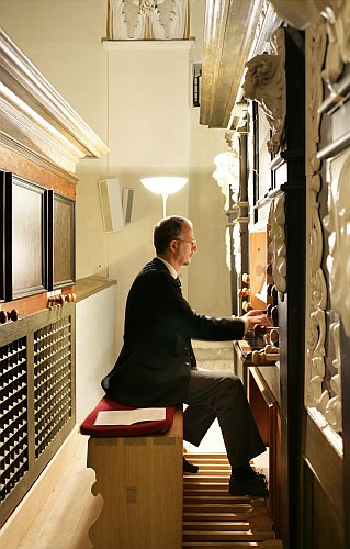 Michal Novenko, Organ Recital, 21th August 2005, International Music Festival Český Krumlov, source: © Auviex s.r.o., photo: Libor Sváček