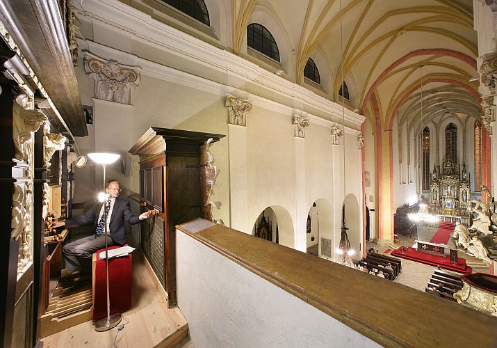 Michal Novenko, Orgel-Recital, 21. August 2005, Internationales Musikfestival Český Krumlov, Bildsquelle: © Auviex s.r.o., Foto: Libor Sváček