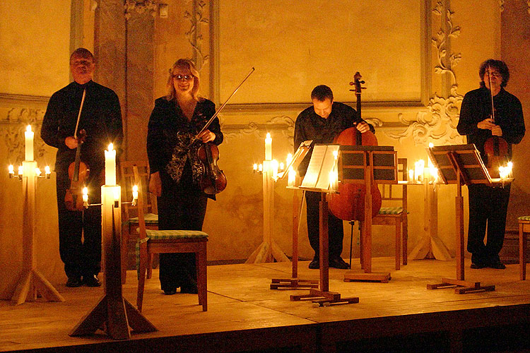 Vlachovo kvarteto, 3. září 2005, Královský hudební festival Zlatá Koruna, foto: © Lubor Mrázek