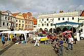 Program a setkání v centru města Český Krumlov, Den s handicapem - Den bez bariér Český Krumlov, 10. září 2005, foto: © Lubor Mrázek 