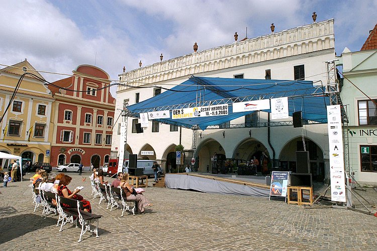 Riverstream Blues Band, program a setkání v centru města Český Krumlov, Den s handicapem - Den bez bariér Český Krumlov, 10. září 2005, foto: © Lubor Mrázek