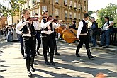 Průvod vinařů a pivovarníků, Svatováclavské slavností 2005 v Českém Krumlově, foto: © Lubor Mrázek 