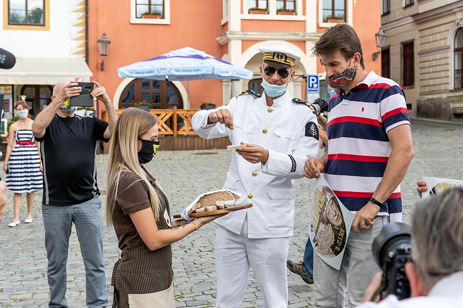 Zahájení cesty na počest velkého náčelníka Okimy - Miloslava Stingla, Český Krumlov 19.5.2020