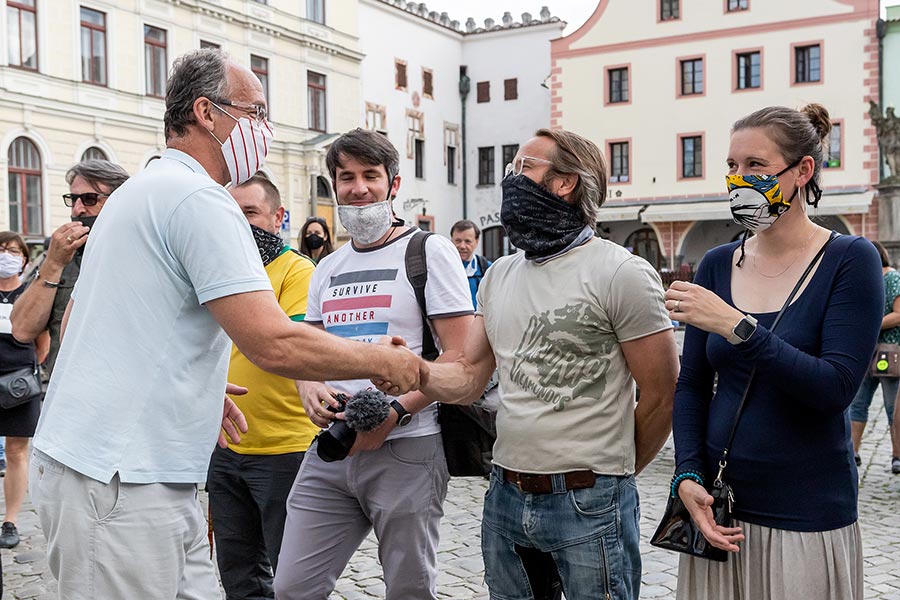 Zahájení cesty na počest velkého náčelníka Okimy - Miloslava Stingla, Český Krumlov 19.5.2020