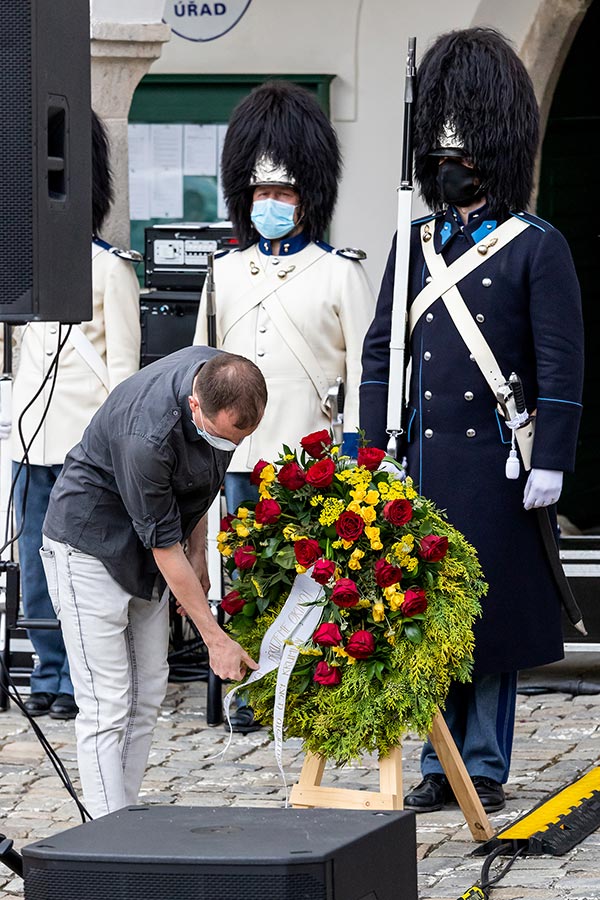 Zahájení cesty na počest velkého náčelníka Okimy - Miloslava Stingla, Český Krumlov 19.5.2020