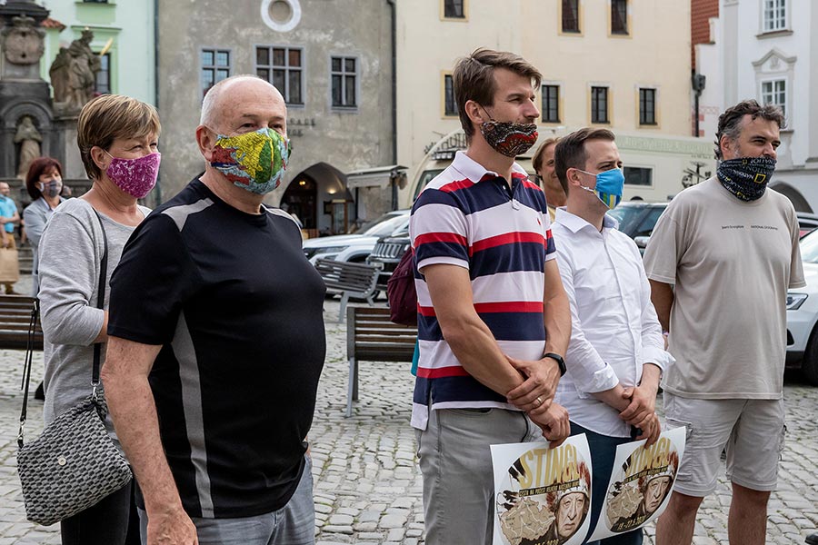 Zahájení cesty na počest velkého náčelníka Okimy - Miloslava Stingla, Český Krumlov 19.5.2020