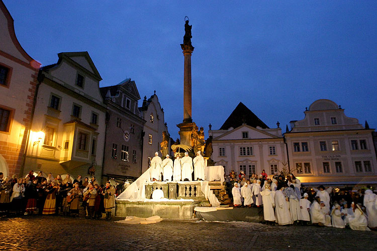 23. prosince - živý Betlém, advent a vánoce 2005 v Českém Krumlově, foto: © Lubor Mrázek