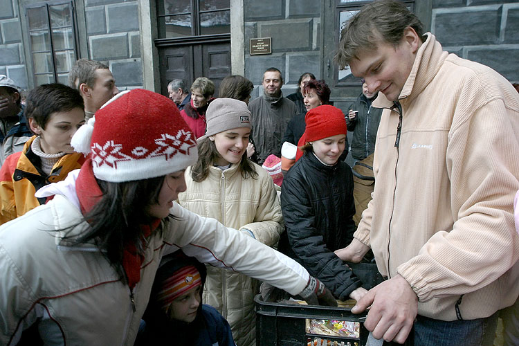 24. prosince - Medvědí vánoce, advent a vánoce 2005 v Českém Krumlově, foto: © Lubor Mrázek