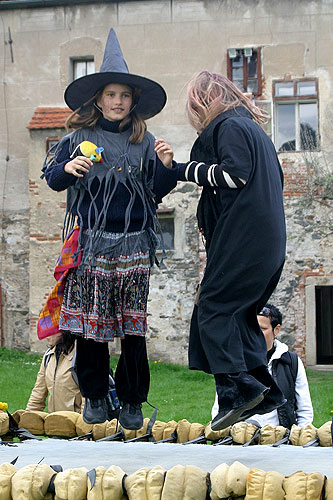 Kouzelný Krumlov - dětské dopoledne, 30. dubna 2006, Pivovarská zahrada, Český Krumlov, foto: © Mgr. Lubor Mrázek