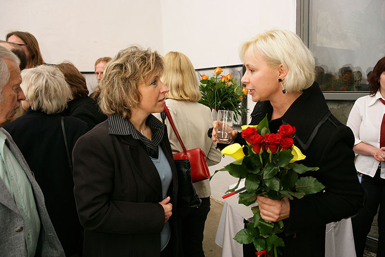 Slavnostní vernisáž výstav v Egon Schiele Art Centru 28.4.2006 - Alberto Giacometti, Ernst Scheidegger a Eva Prokopcová,, zdroj: Egon Schiele Art Centrum, foto: © Libor Sváček