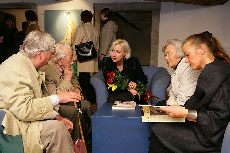 Slavnostní vernisáž výstav v Egon Schiele Art Centru 28.4.2006 - Alberto Giacometti, Ernst Scheidegger a Eva Prokopcová,, zdroj: Egon Schiele Art Centrum, foto: © Libor Sváček