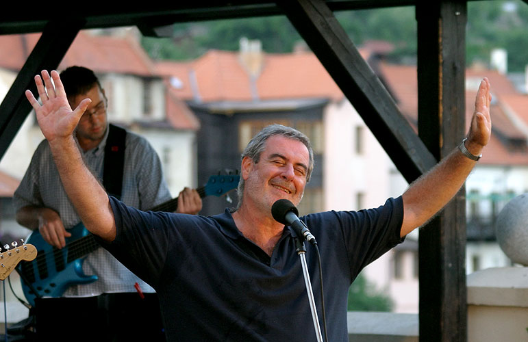 Michal Prokop und Gruppe Framus Five, Terrasse des Hotels Růže, 4.7.2006, Festival der Kammermusik Český Krumlov, Foto: © Lubor Mrázek