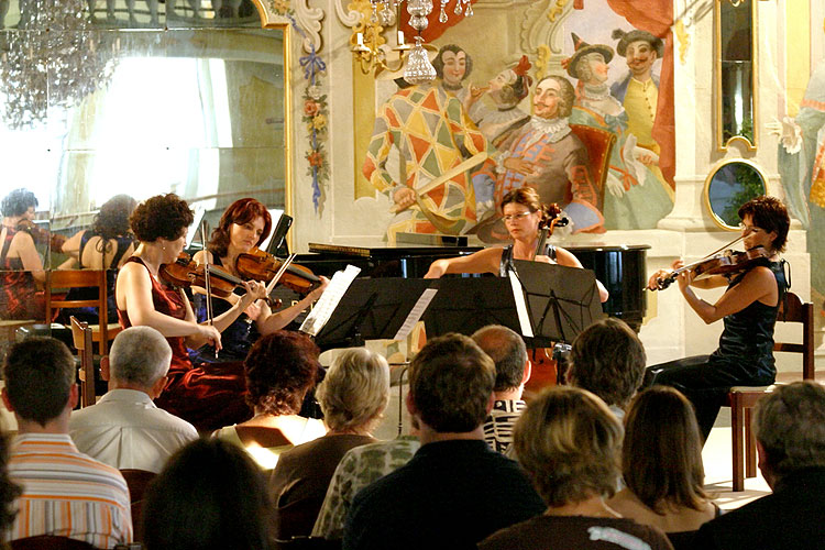 Kaprálová quartet, Masquerade hall of chateau Český Krumlov, 2.7.2006, Festival of Chamber Music Český Krumlov, photo: © Lubor Mrázek