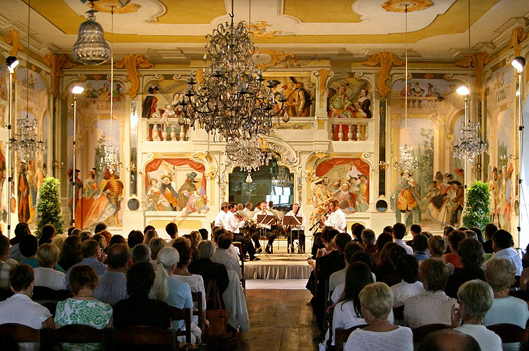 Harmonia Mozartiana Pragensis, Maskensaal des Schlosses Český Krumlov, 6.7.2006, Festival der Kammermusik Český Krumlov, Foto: © Lubor Mrázek