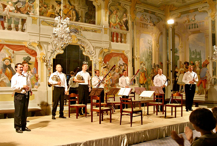 Harmonia Mozartiana Pragensis, Masquerade hall of chateau Český Krumlov, 6.7.2006, Festival of Chamber Music Český Krumlov, photo: © Lubor Mrázek