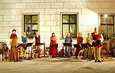 Chairé, Atrium of Hotel Růže, 8.7.2006, Festival of Chamber Music Český Krumlov, photo: © Lubor Mrázek 