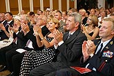 Opening Ceremony. In attandance: President of the Czech Republic Václav Klaus, Jong-Won Kim – piano (Korea), The Czech Radio Symphony Orchestra, conducted by: Maxim Shostakovich (Russia, USA), 21.7.2006,International Music Festival Český Krumlov 2006, source: © Auviex s.r.o., photo: Libor Sváčwk 