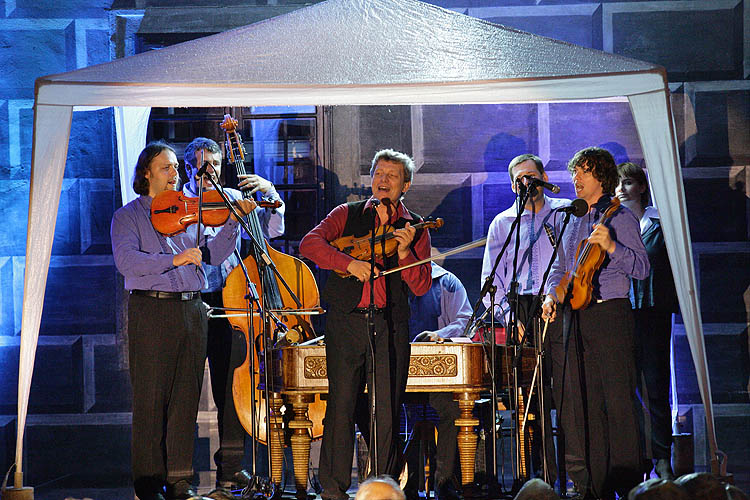 Hradišťan, Art Leader Jiří Pavlica, 28.7.2006, International Music Festival Český Krumlov 2006, Castle Český Krumlov - 2nd Courtyard, source: © Auviex s.r.o., photo: Libor Sváček