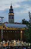 Joan Faulkner (USA) - zpěv, Gustav Brom Big Band, umělecký vedoucí Vlado Valovič, Pivovarská zahrada, 29.7.2006, Mezinárodní hudební festival Český Krumlov 2006, zdroj: © Auviex s.r.o., foto: Libor Sváček 