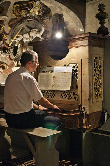 Michal Novenko, Organ Recital, St. George's Chapel of Český Krumlov Castle, 3.8.2006, International Music Festival Český Krumlov 2006, source: © Auviex s.r.o., photo: Libor Sváček