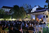 Camerata Nova, Art Leader: Jiří Kotouč, Kooperativa, pojišťovna, a.s. Garden, 18.8.2006, International Music Festival Český Krumlov 2006, source: © Auviex s.r.o., photo: Libor Sváček 