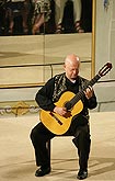 Pavel Steidl, kytarový recitál, Maškarní sál zámku Český Krumlov, 23.8.2006, Mezinárodní hudební festival Český Krumlov 2006, zdroj: © Auviex s.r.o., foto: Libor Sváček 