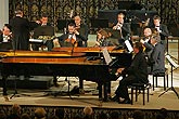 Eugen Indjic (USA), Jan Simon, Marián Lapšanský (Slowakei) - Klaviere, Symphonieorchester des Tschechischen Rundfunks, Dirigent: Vladimír Válek, Schlossreitschule, Český Krumlov, 26.8.2006, Internationales Musikfestival Český Krumlov 2006, Bildsquelle: © Auviex s.r.o., Foto: Libor Sváček 