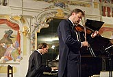 Ivan Ženatý (housle), Igor Ardašev (klavír), 24.8.2006, Mezinárodní hudební festival Český Krumlov 2006, zdroj: © Auviex s.r.o., foto: Libor Sváček 