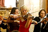 Hommage and Mozart - 250th anniversary of his birth, Gabriela Demeterová (violin) and Czech Moravian Virtuosi, Conductor Jiří Novák, 5th August 2006, Zlatá Koruna Royal Music Festival, photo: © 2006 Lubor Mrázek 