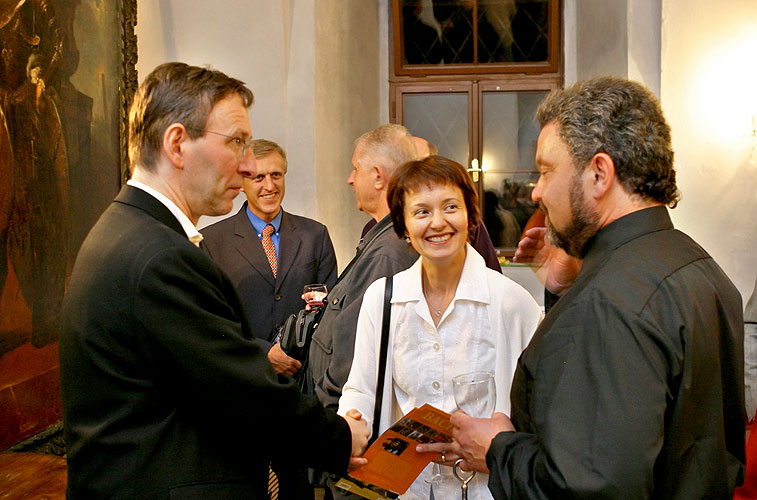 Jaroslav Tůma (Orgel), Bohuslav Matoušek (Geige), Anna Fliegerová (Geige), Milan Kraus (Violoncello), Klosterkirche und Kreuzflur,  23.8.2006, Königliches Musikfestival 2006, Kloster Zlatá Koruna, Foto: © 2006 Lubor Mrázek