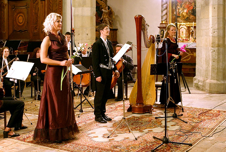 Frauen und Mozart, Klosterkirche, 26.8.2006, Königliches Musikfestival Zlatá Koruna, Foto: © 2006 Lubor Mrázek