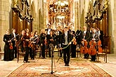 Frauen und Mozart, Klosterkirche, 26.8.2006, Königliches Musikfestival Zlatá Koruna, Foto: © 2006 Lubor Mrázek 