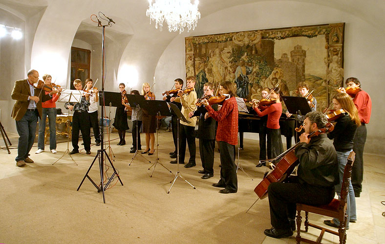 Schlusskonzert internationaler Meisterkurse, Konzertsaal, 27.8.2006, Königliches Musikfestival Zlatá Koruna, Foto: © 2006 Lubor Mrázek