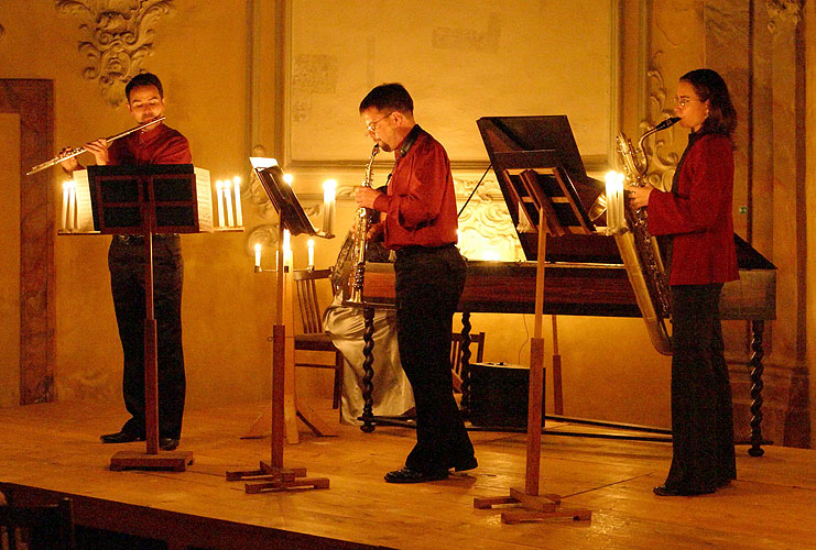 Ensemble Bona Fide - Barockmusik, wie Sie diejenige noch nie gehört haben, Kreuzflur, 30.8.2006, Königliches Musikfestival Zlatá Koruna, Foto: © 2006 Lubor Mrázek