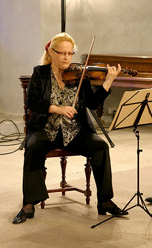 Vlach´s Quartet Praha, Naoko Knopp Nagaoka (Japan) - piano, concert hall, 2th September 2006, Zlatá Koruna Royal Music Festival, photo: © 2006 Lubor Mrázek