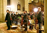 Filharmonisches Orchester České Budějovice, Bohuslav Matoušek - Bratsche, Tomáš Netopil - Dirigent, Klosterkirche, 20.9.2006, Königliches Musikfestival Zlatá Koruna, Foto: © 2006 Lubor Mrázek 