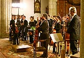 Filharmonisches Orchester České Budějovice, Bohuslav Matoušek - Bratsche, Tomáš Netopil - Dirigent, Klosterkirche, 20.9.2006, Königliches Musikfestival Zlatá Koruna, Foto: © 2006 Lubor Mrázek 