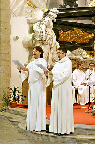 Schola Gregoriana Pragensis, klášterní kostel, 28.9.2006, Královský hudební festival Zlatá Koruna, foto: © 2006 Lubor Mrázek