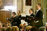 Wolfgang Amadeus Mozart - Requiem d moll, klášterní kostel, 5.10.2006, Královský hudební festival Zlatá Koruna, foto: © 2006 Lubor Mrázek 