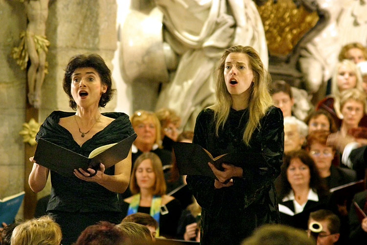 Wolfgang Amadeus Mozart - Requiem d moll, Klosterkirche, 5.10.2006, Königliches Musikfestival Zlatá Koruna, Foto: © 2006 Lubor Mrázek