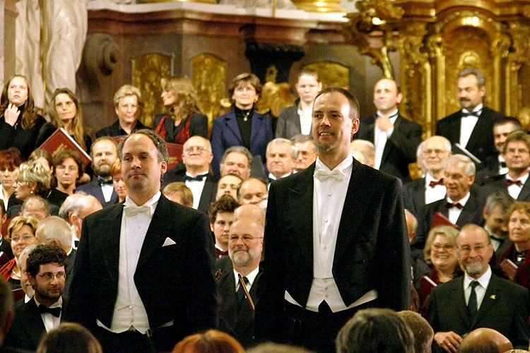 Wolfgang Amadeus Mozart - Requiem d moll, klášterní kostel, 5.10.2006, Královský hudební festival Zlatá Koruna, foto: © 2006 Lubor Mrázek