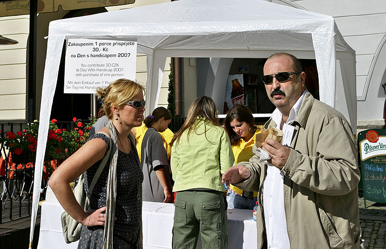 Organisation der Veranstaltung, Tag mit Handicap - Tag ohne Barrieren, 9. und 10. September 2006, Foto: © 2006 Lubor Mrázek